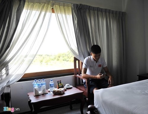 U19 Viet Nam bat dau bi 'cam cung' hinh anh