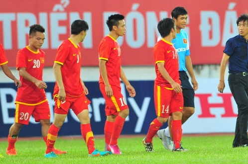 4 nha dai duoc chao moi mua ban quyen AFF Cup 2014 hinh anh