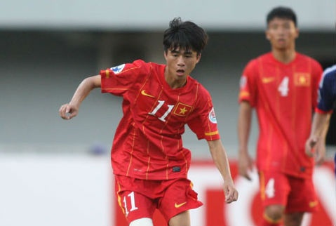 Phan Thanh Hau bi soc khi lot vao top 40 tre the gioi hinh anh