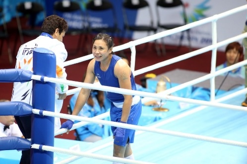 Nu vo si bi dinh chi thi dau vi khong nhan HCD ASIAD hinh anh