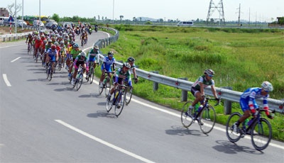 Giai xe dap xuyen Viet 2014 khai mac ngay 2/12 hinh anh