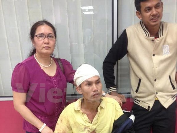 Anh Đặng Văn Trọng được đưa vào bệnh viện Kuala Lumpur. Ảnh: Đại sứ quán Việt Nam tại Malaysia cung cấp.