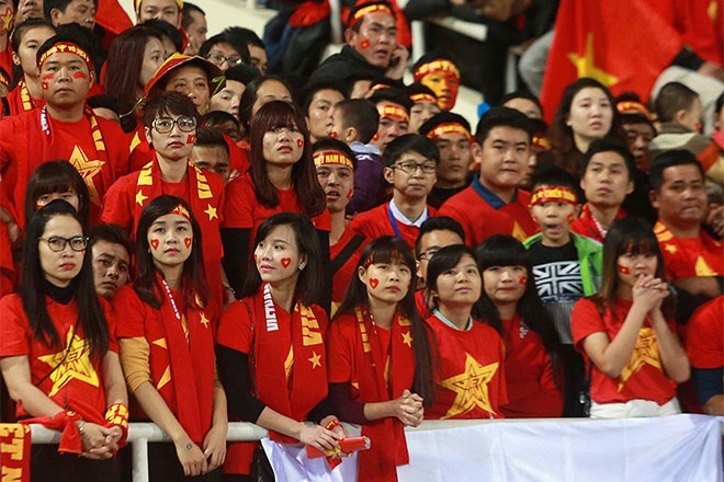 HLV Le Thuy Hai: 'Khong nen noi cau thu ban do' hinh anh