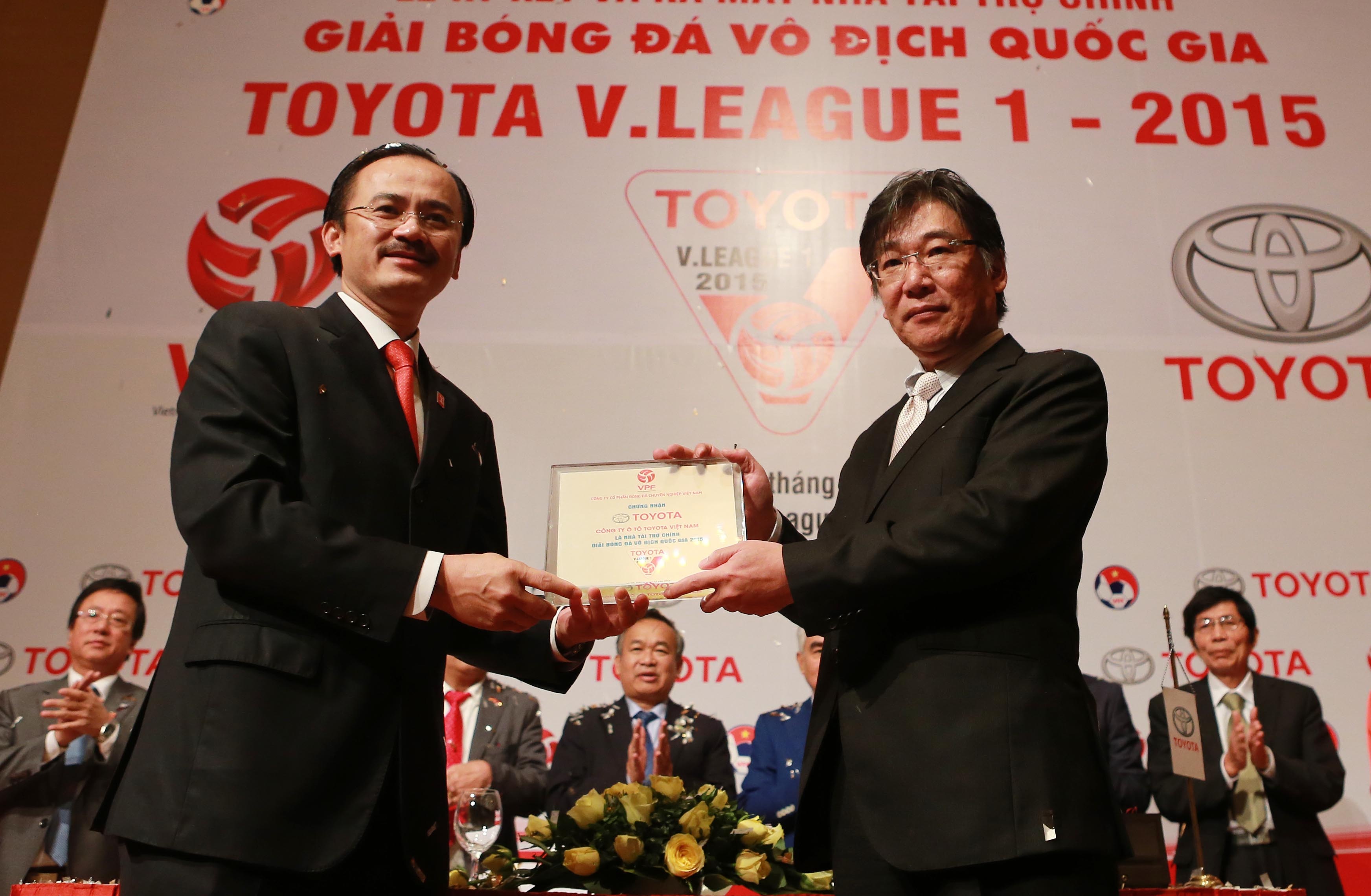 V.League co nha tai tro nuoc ngoai dau tien sau 10 nam hinh anh