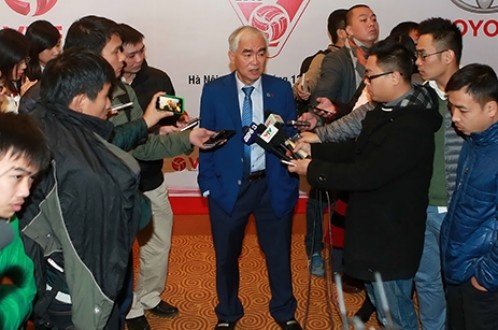 Chong tieu cuc kieu 'nghe noi...' hinh anh