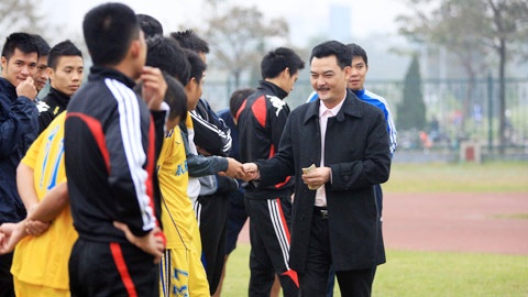 Het canh nhan gao thay thuong Tet o V.League hinh anh