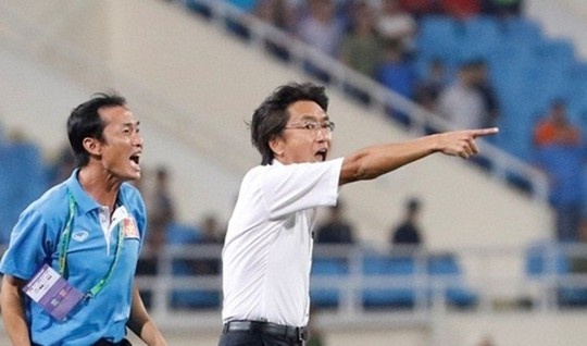 HLV Miura - 'Vo si dao' mac ao so mi trang hinh anh