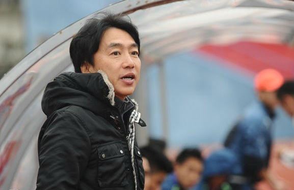 HLV Miura mo long ve 300 ngay dau o Viet Nam hinh anh