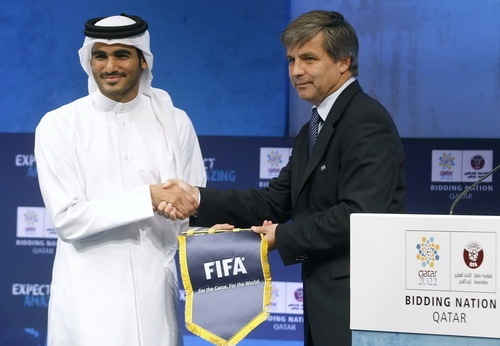 FIFA ủng hộ quyết định tổ chức World Cup mùa đông 2022 tại Qatar.