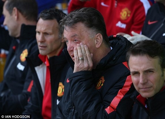 3 sai lam cua Van Gaal khien M.U thua dam Everton hinh anh