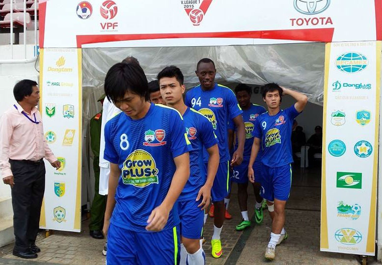 Cong Phuong dang 'giam chan' cac dong doi hinh anh