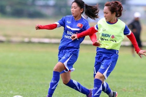 HLV Takashi giup doi nu Viet Nam vuot qua Thai Lan? hinh anh