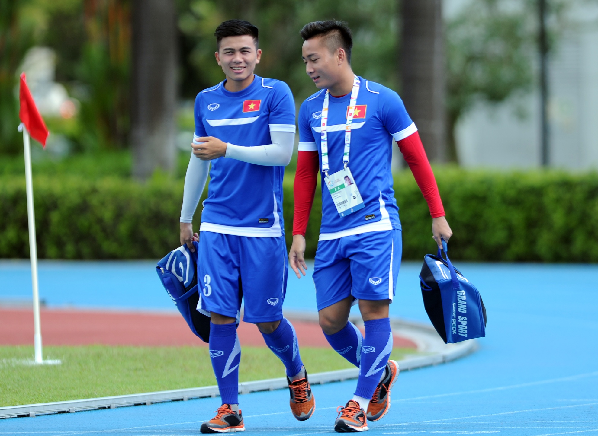 HLV Miura loai Tuan Tai theo cach dac biet hinh anh