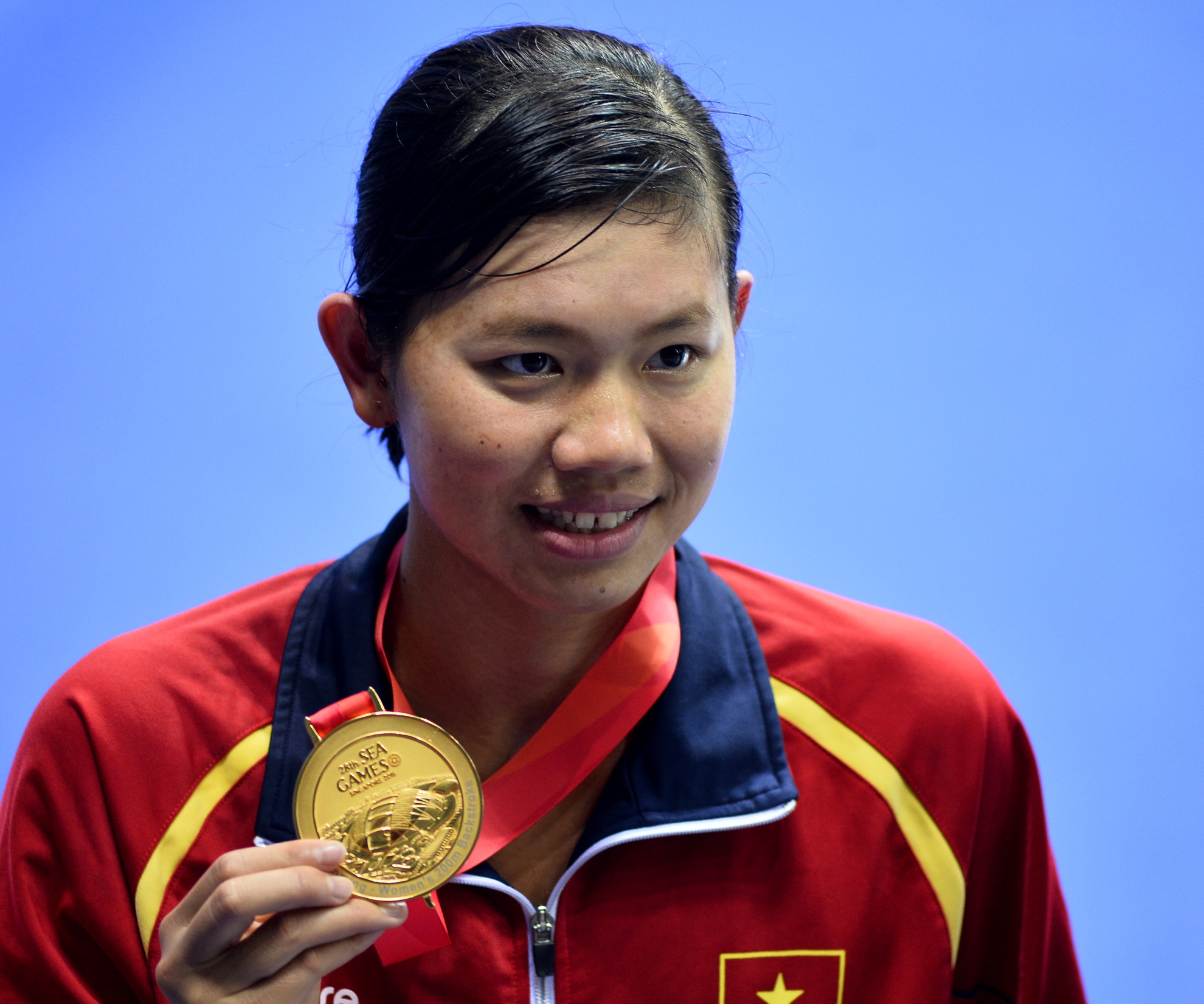 Anh Vien kiem duoc it nhat nua ty dong moi nam hinh anh