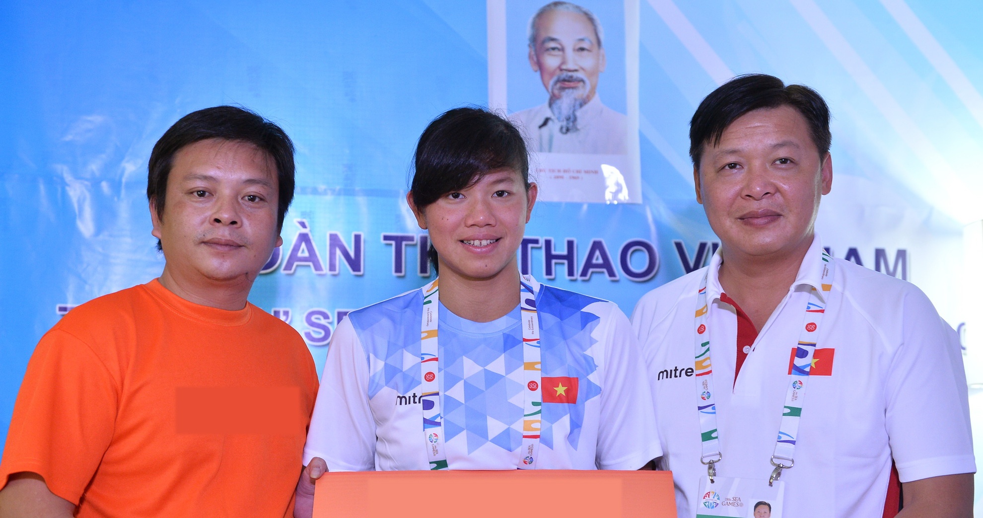 Doan TTVN duoc thuong hon 25 ty sau SEA Games 28 hinh anh