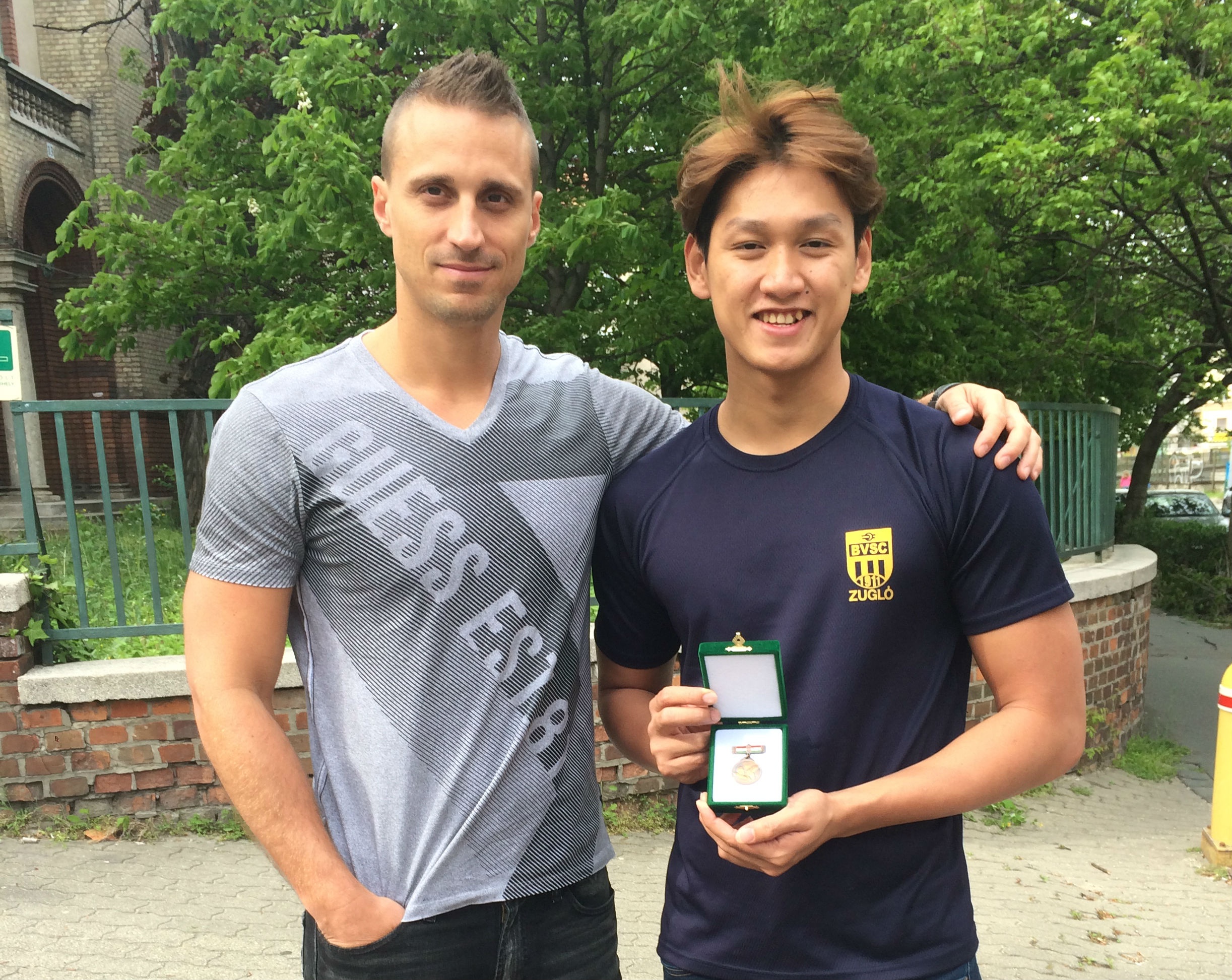 Hoang Quy Phuoc dat 2 chuan B Olympic tai Hungary hinh anh