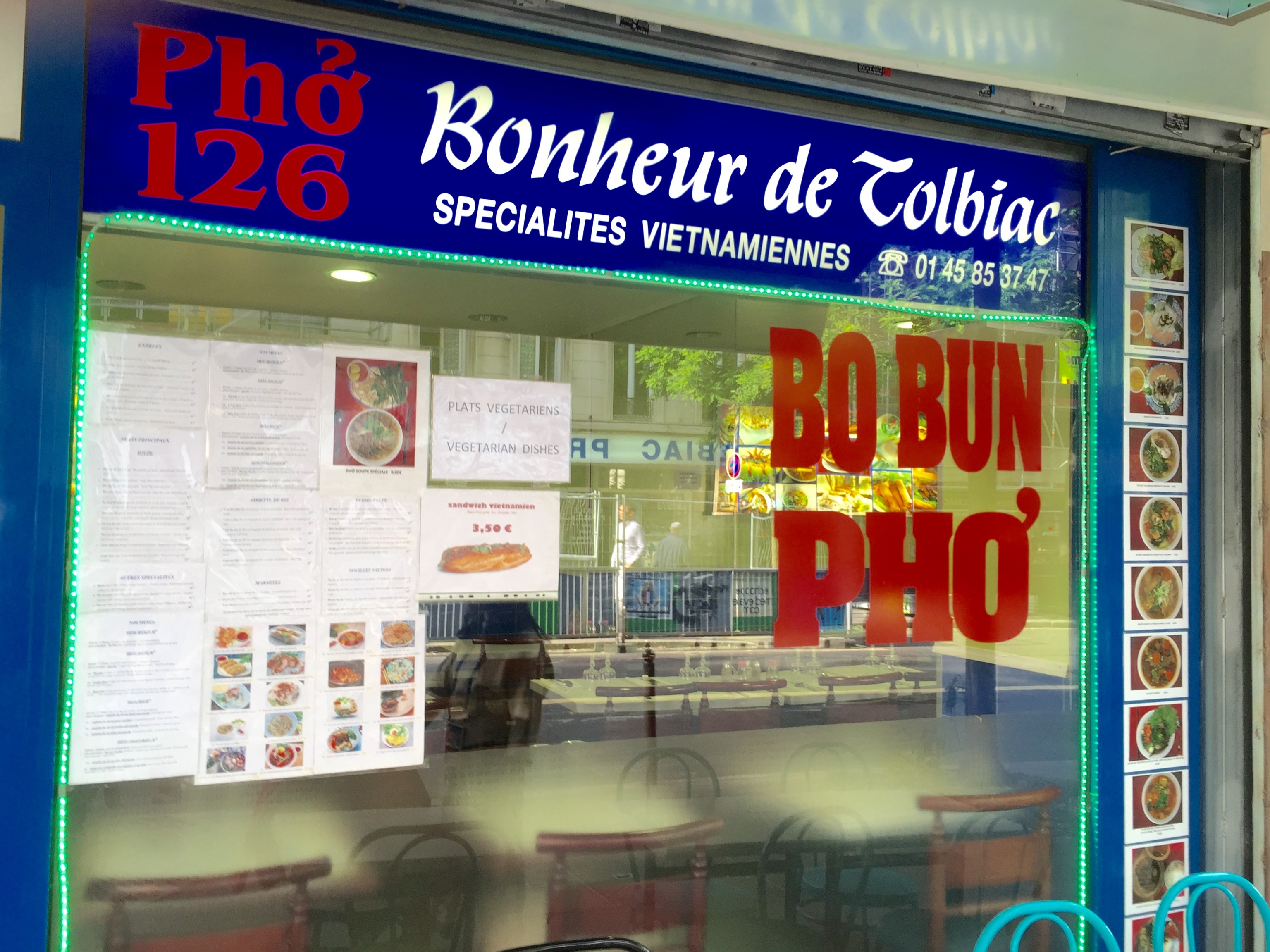 Thưởng thức phở Việt ở Euro 2016 ảnh 1 Thuong thuc pho Viet o Euro 2016 anh 1