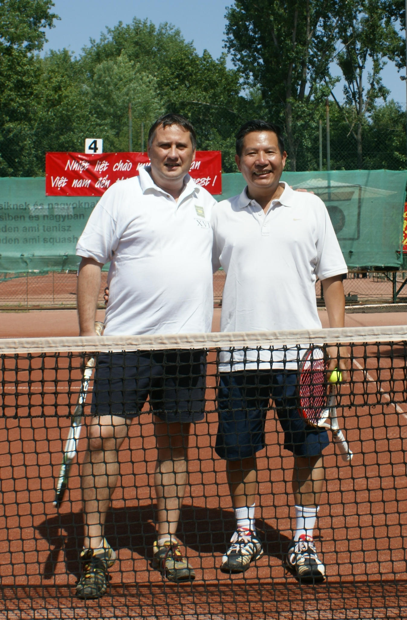 Giai tennis cong dong nguoi Viet o Budapest anh 2