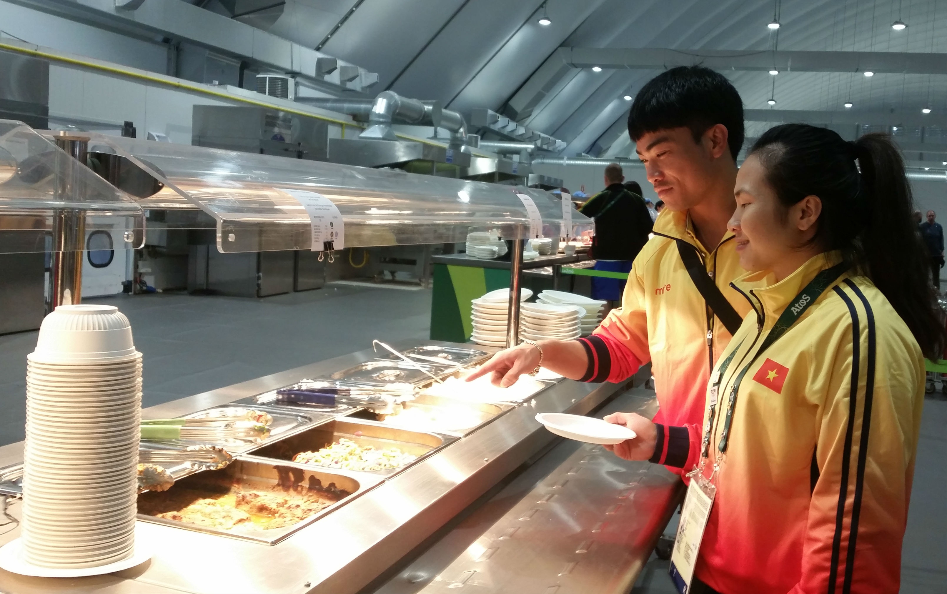 Phở Việt Nam đắt hàng ở Olympics ảnh 2 Pho Viet Nam dat hang o Olympics anh 2