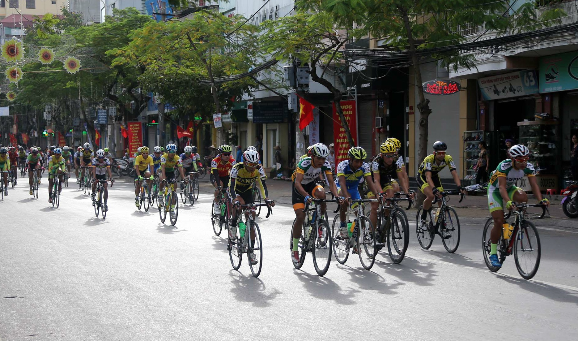 Giai xe dap quoc te VTV anh 1