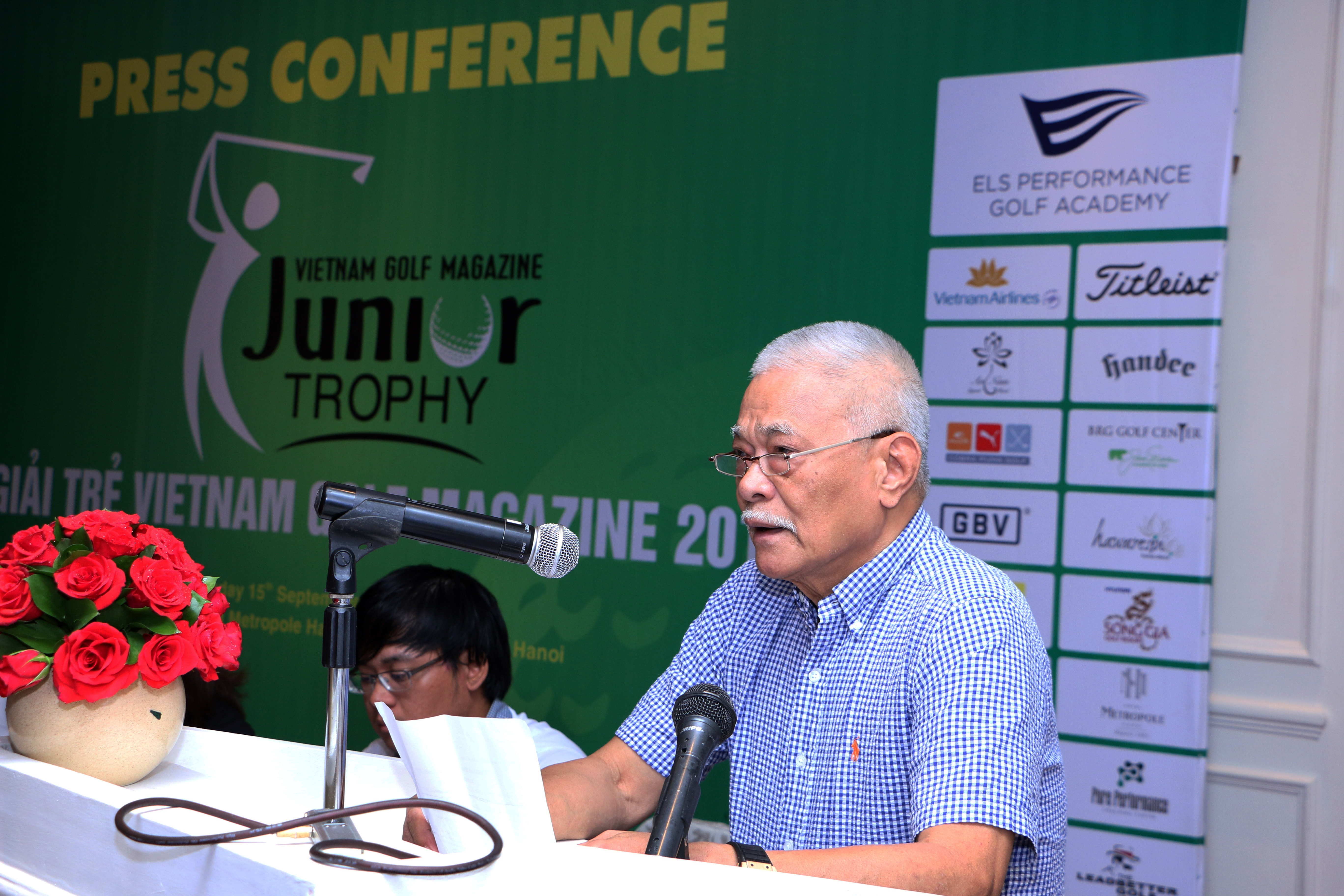 Them mot san choi cho cac golf thu tre Viet Nam hinh anh