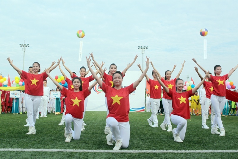 Giai bong da Viettel toan cau anh 2