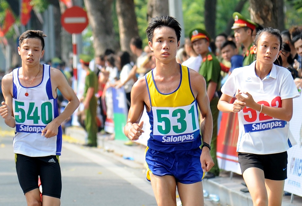 Giai chay vi hoa binh duoc huong ung sau rong hinh anh