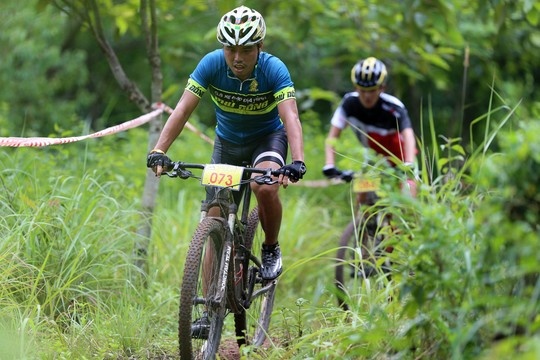 Nguoi yeu xe dap dia hinh co them san choi moi hinh anh