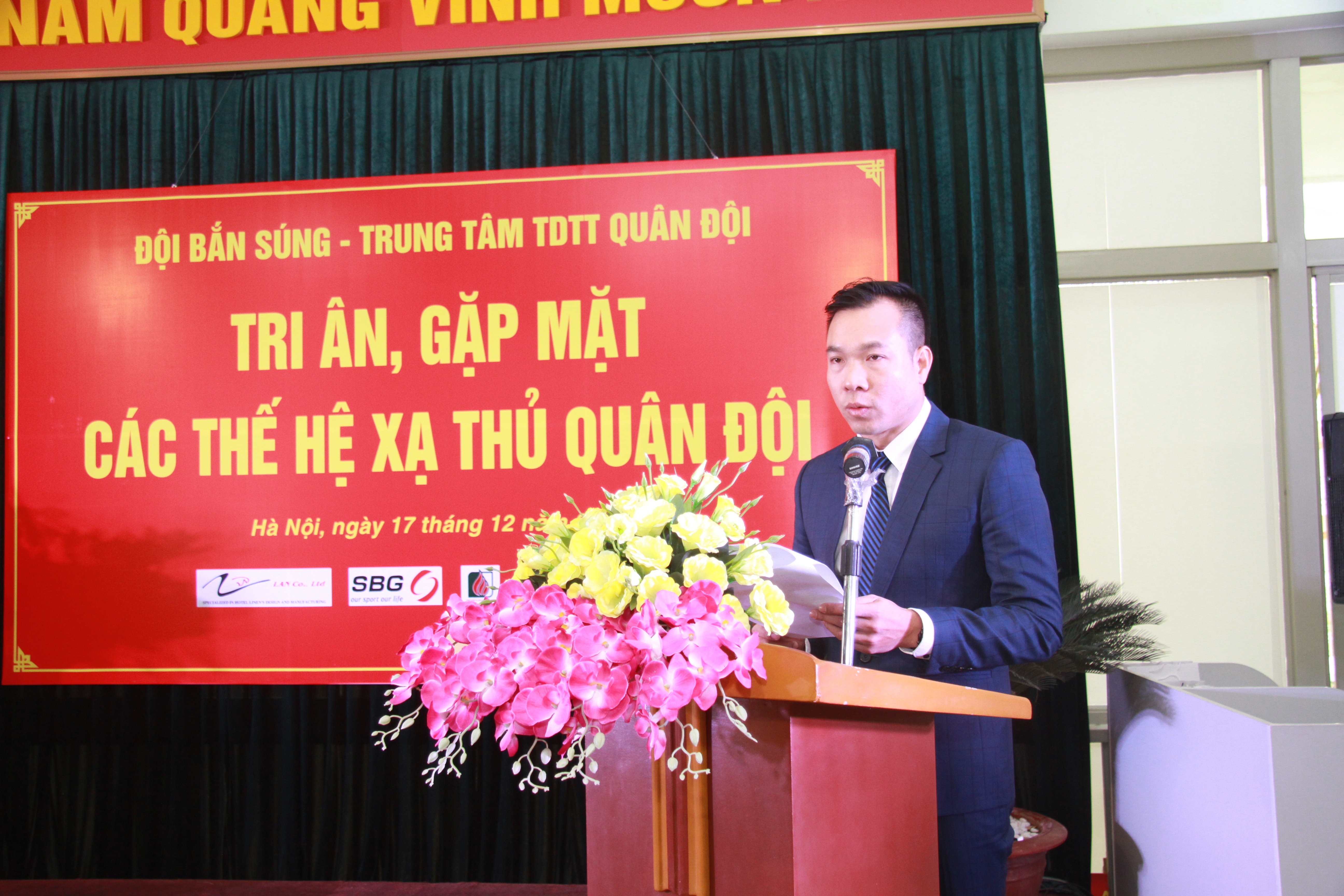 Xuan Vinh tri an xa thu Tran Oanh anh 7