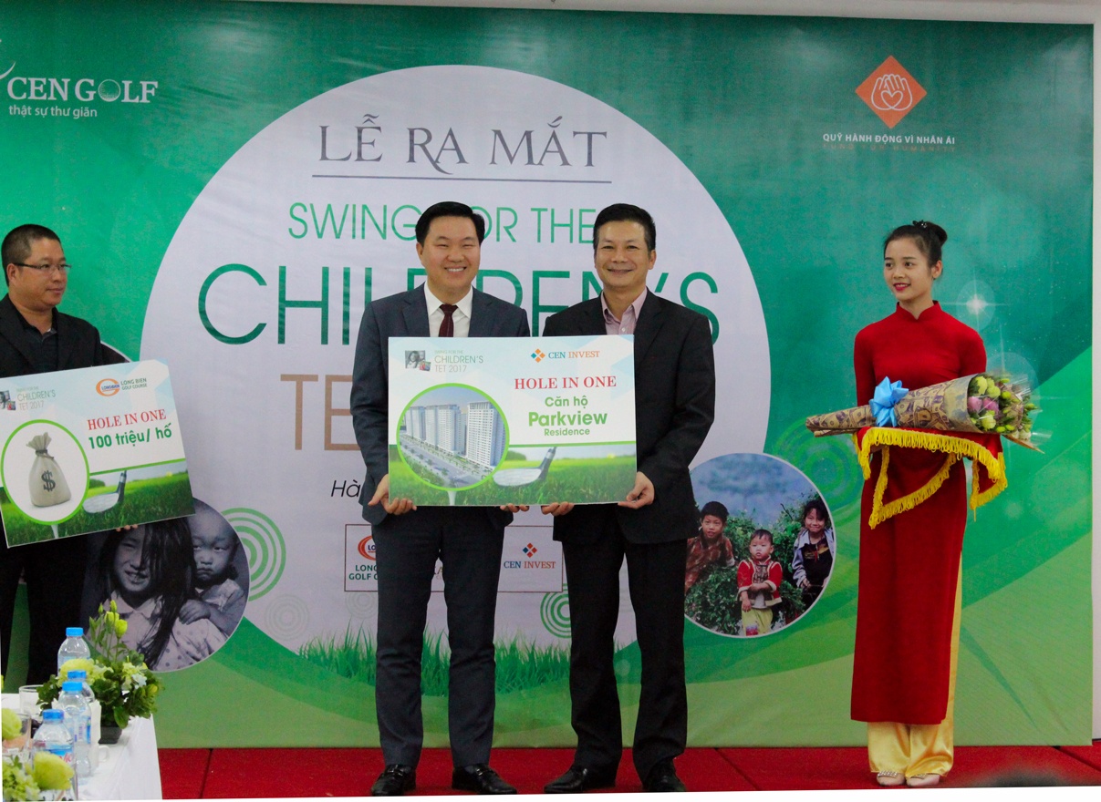 Ra mat giai golf tu thien Swing for the children hinh anh