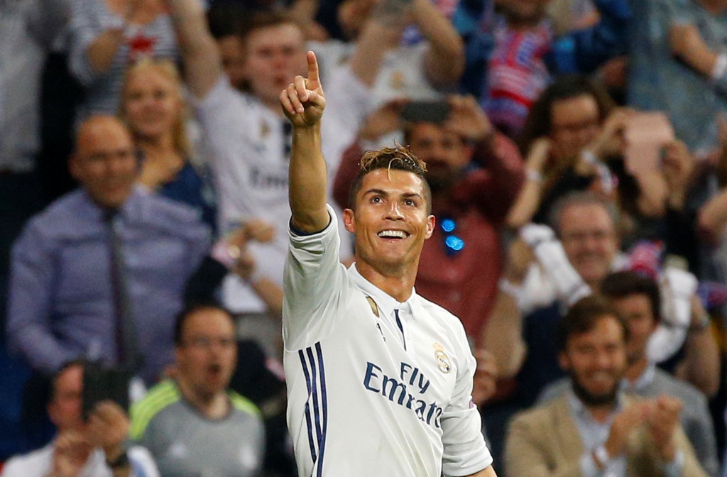 Ronaldo la loi ly giai tai sao MU khong nen mua Griezmann hinh anh