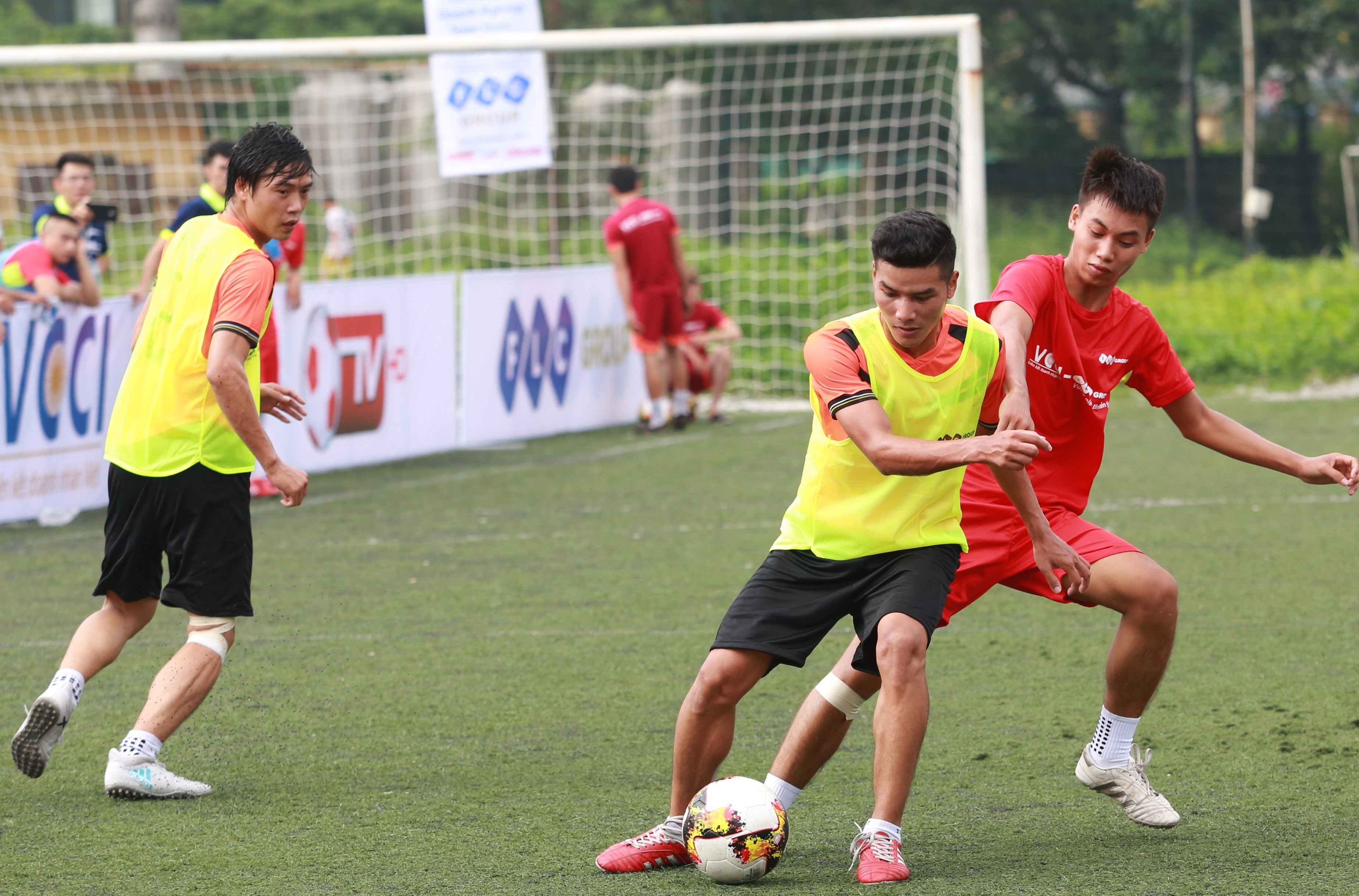 Khai mac giai bong da doanh nghiep toan quoc 2017 hinh anh