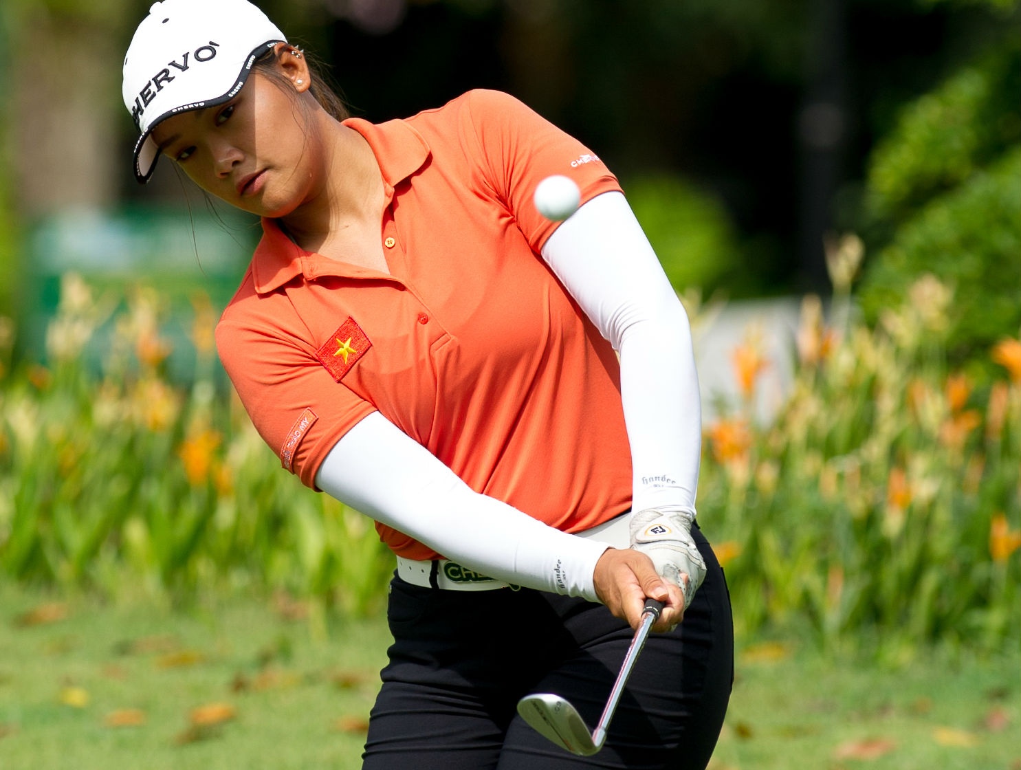 Golf Viet Nam lan dau nham huy chuong SEA Games hinh anh