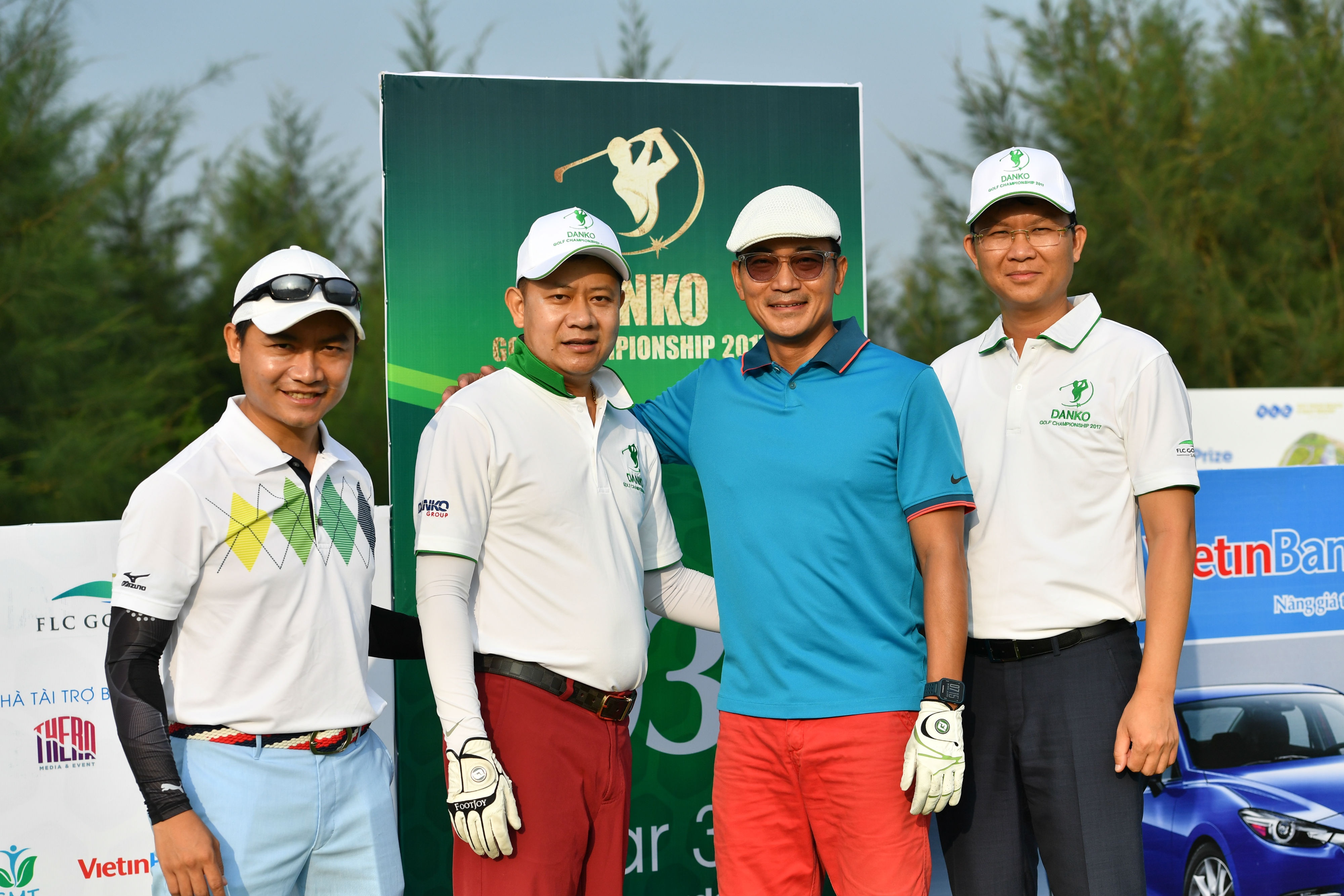 Gan 650 golfer du giai dau co tong giai thuong 20 ty dong hinh anh