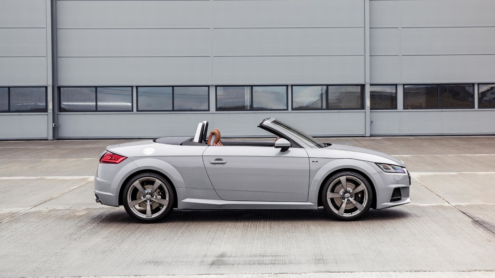 Audi TT ra mat phien ban dac biet ky niem 20 nam anh 8