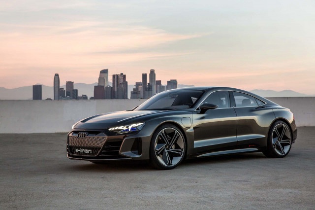 Iron Man song hành với Audi e-tron GT trong bom tấn Avengers 4 ảnh 2 Iron Man song hanh voi Audi e-tron GT trong bom tan Avengers 4 anh 2