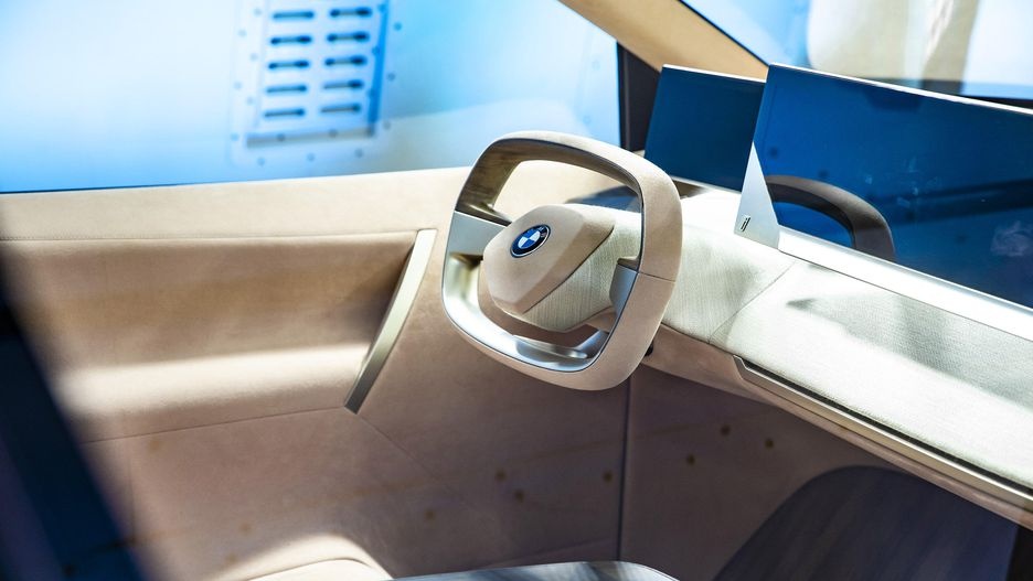 Lái thử xe BMW đặc biệt bằng công nghệ ảo tại CES 2019 ảnh 2 Lai thu xe BMW dac biet bang cong nghe ao tai CES 2019 anh 2