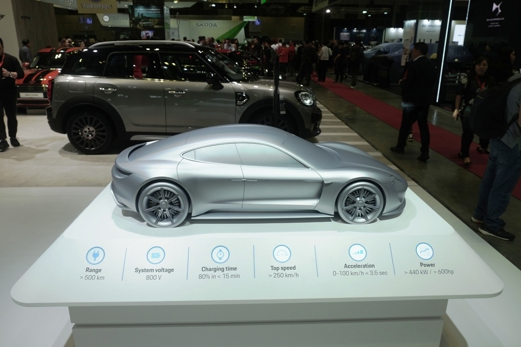 Singapore Motorshow 2019: Cuoc choi cua xe dien anh 4