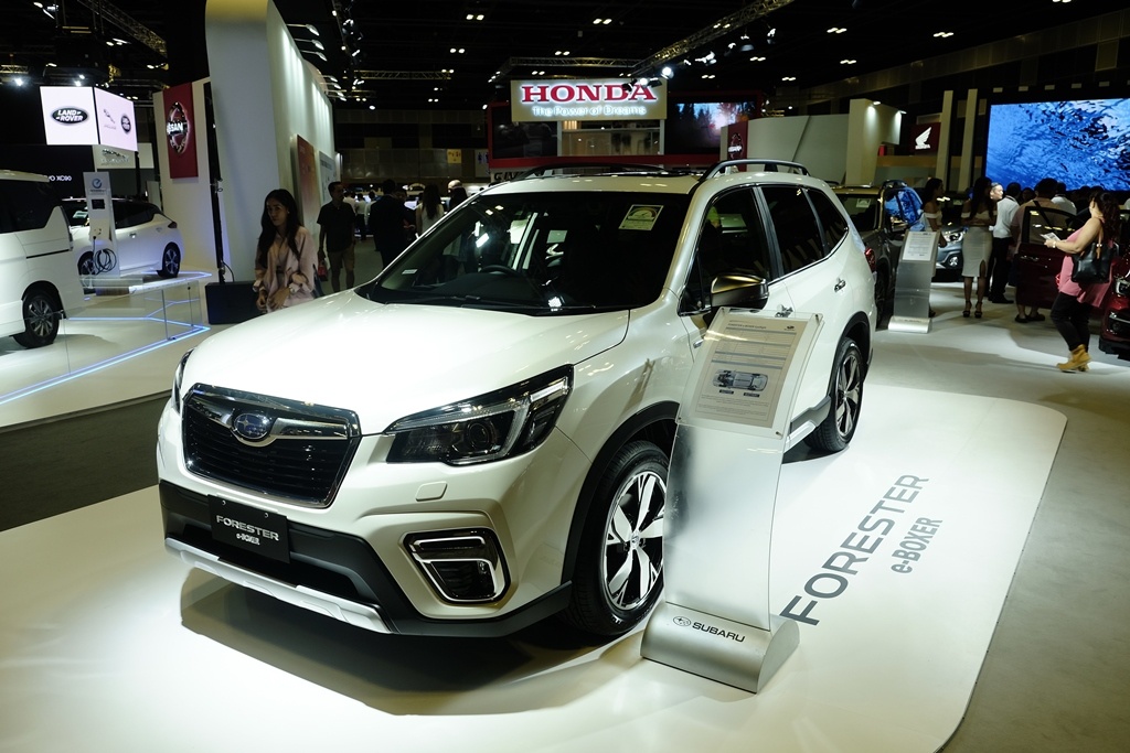 Subaru Forester ra mat ban hybrid e-Boxer tai Dong Nam A anh 1