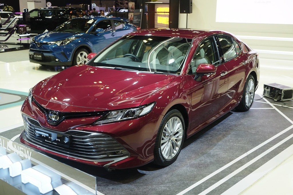 Toyota Camry moi se nhap khau ve Viet Nam anh 1