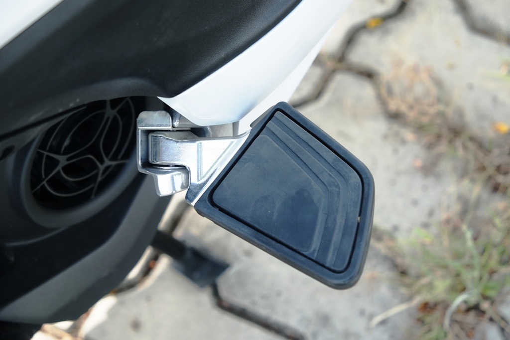 Yamaha Grande Hybrid co dang mua voi gia 49, 5 trieu? anh 3