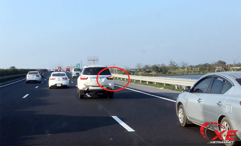 Ác mộng lái xe dịp Tết: Đi ẩu,  tài non,  ý thức kém ảnh 2 Ac mong lai xe dip Tet: Di au,  tai non,  y thuc kem anh 2