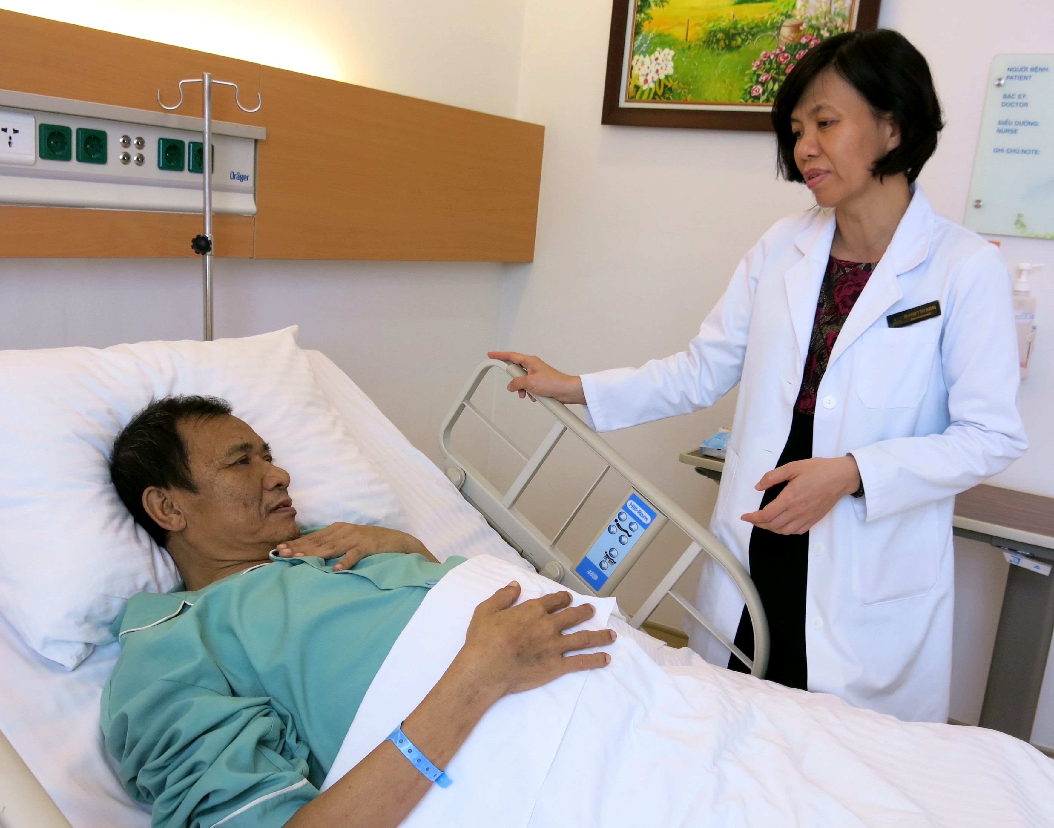 Ghep te bao goc dieu tri xo gan hinh anh