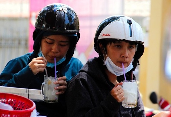 Nhung sai lam khi doi pho voi troi nang 40 do C hinh anh