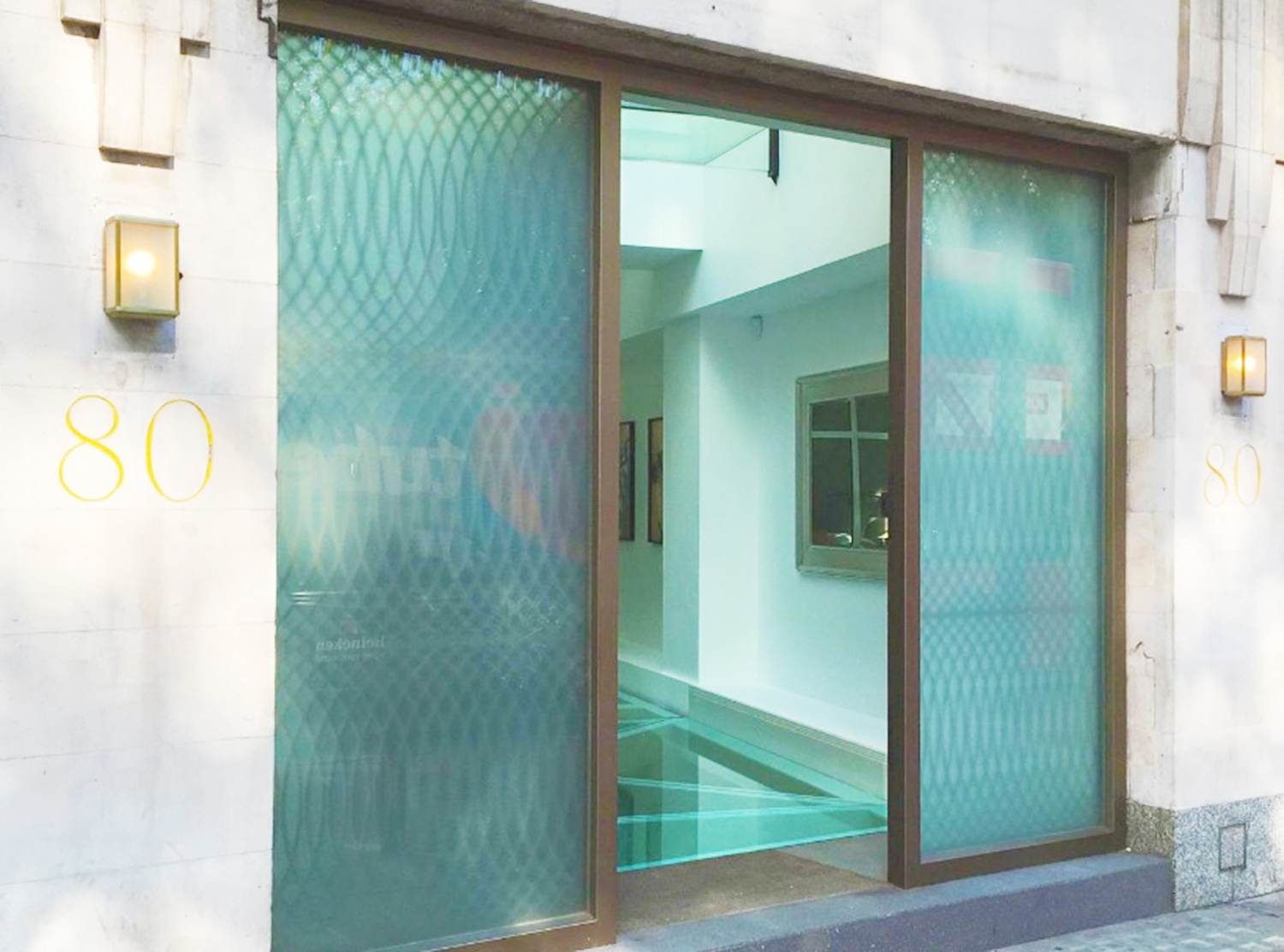 ky tuc xa sang trong anh 10