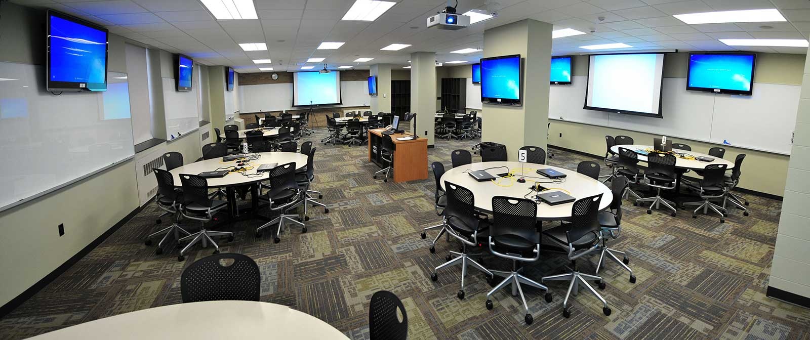 giảng đường thông minh ảnh 1 giang duong thong minh anh 1