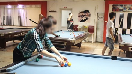 cam bay tan sinh vien anh 1