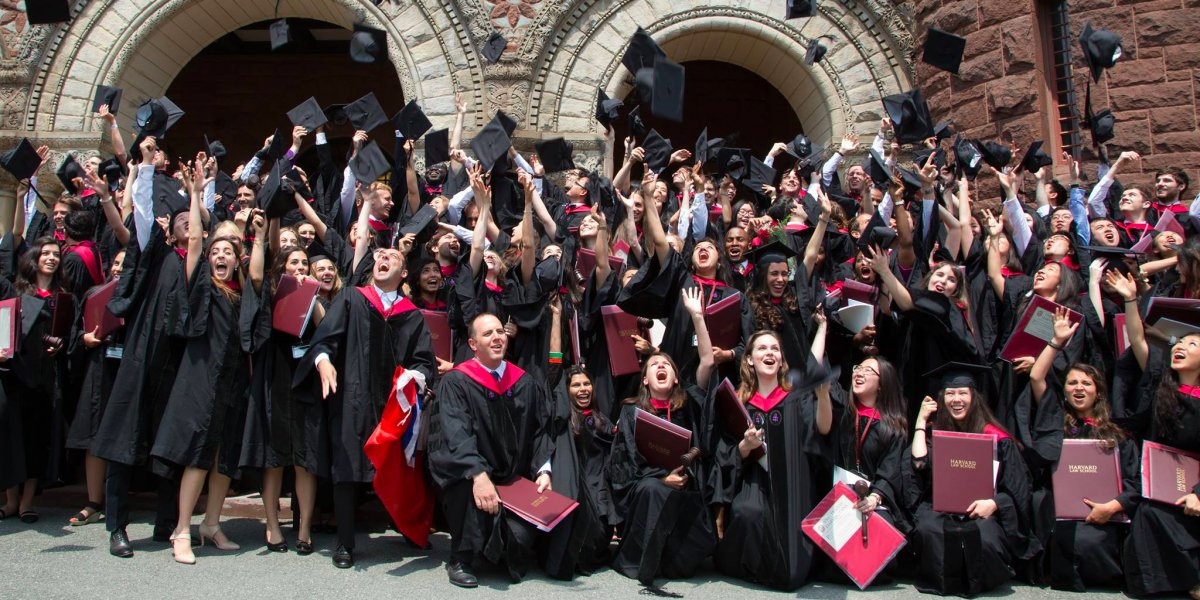 nganh hoc kiem nhieu tien anh 2