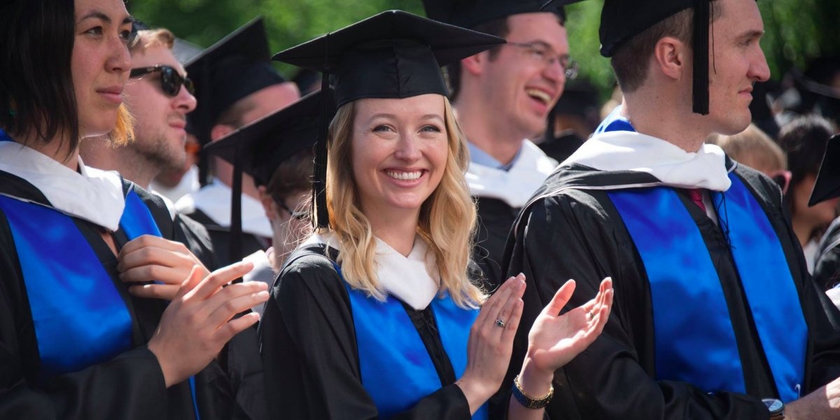 nganh hoc kiem nhieu tien anh 7