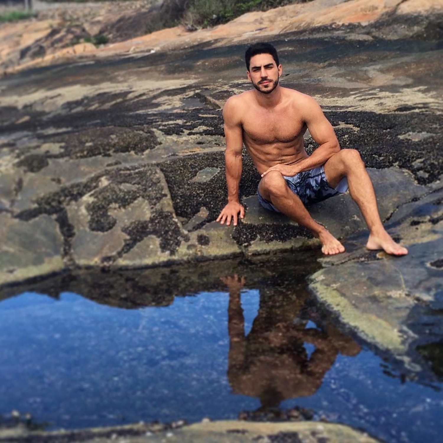 bac si dien trai anh 4